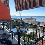 Julija Διαμέρισμα