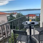 Julija Διαμέρισμα Crikvenica