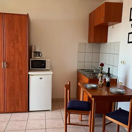 Apartment Julija Crikvenica
