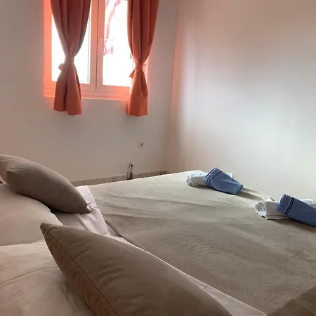 Julija Appartement *