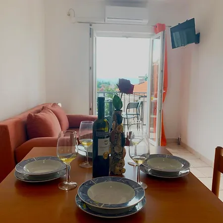 Appartement Julija *