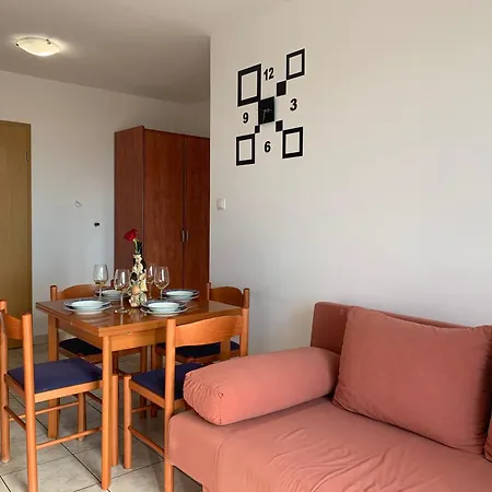 Apartament Julija